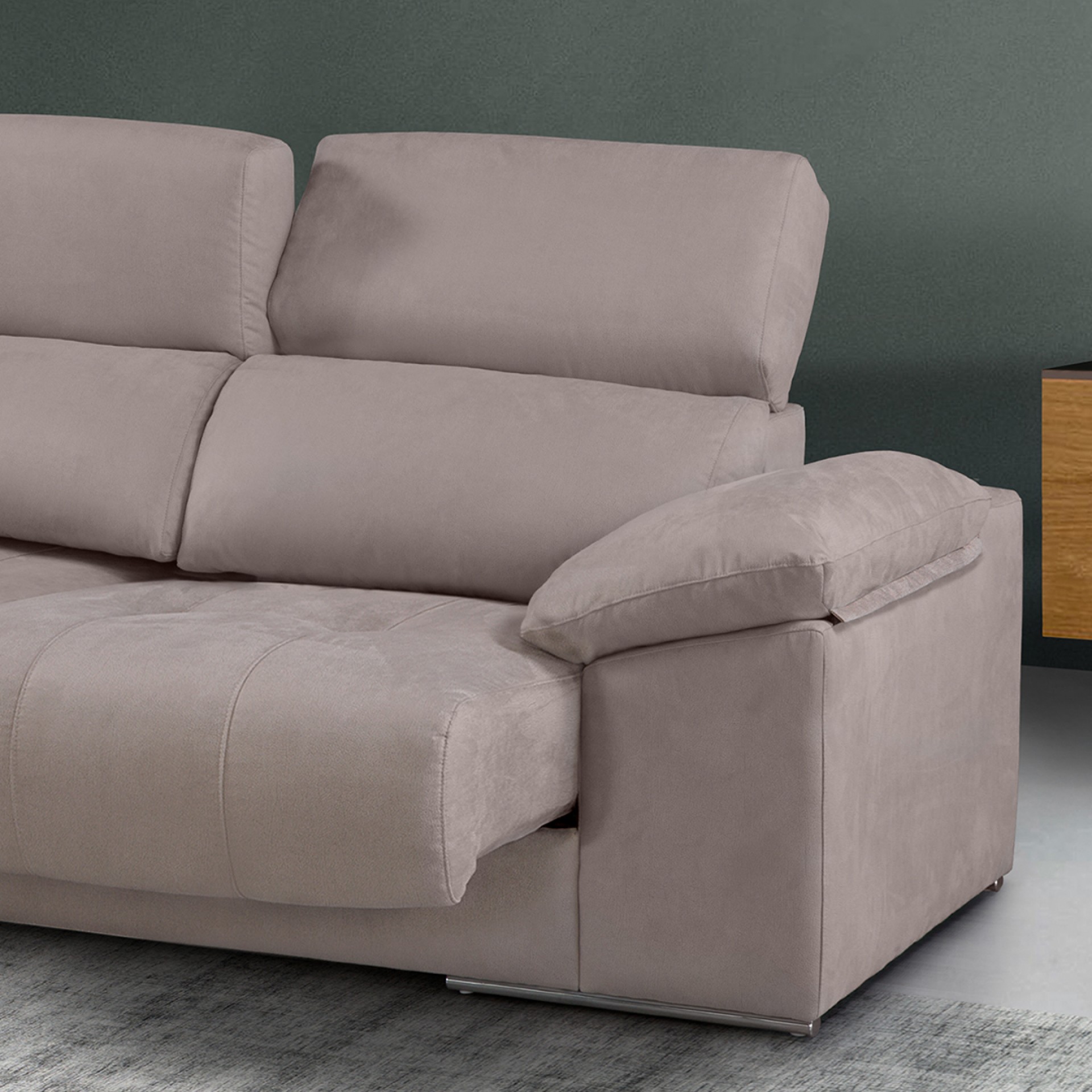 Sofá com Chaise JOM Clara