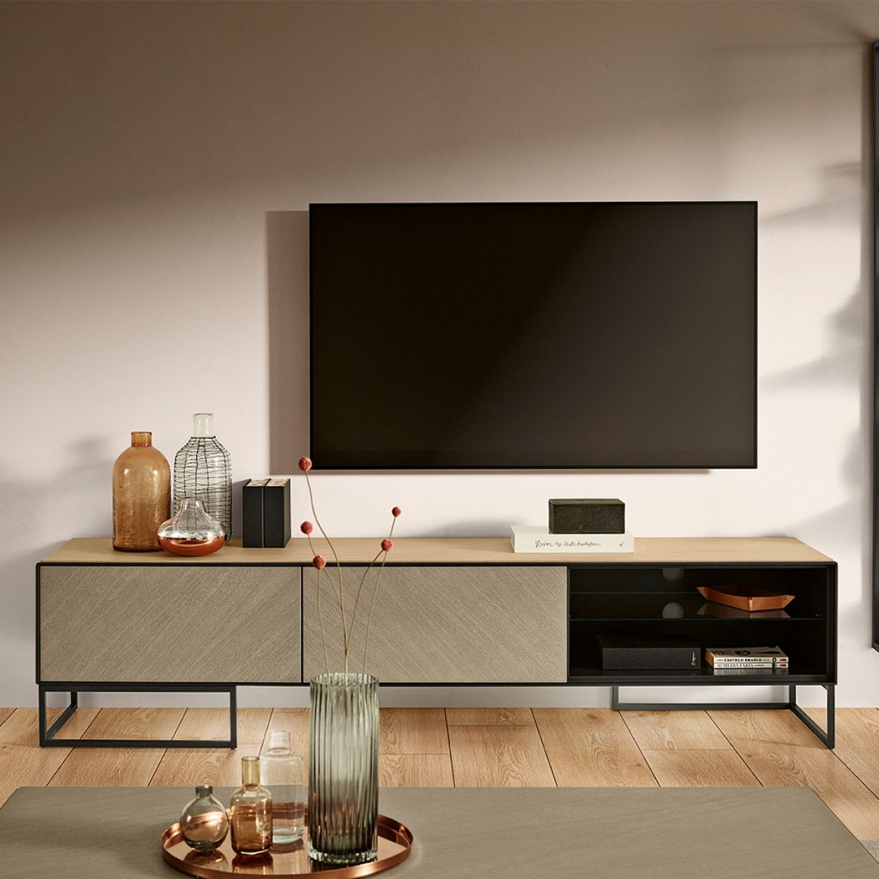 Movel TV NAZARÉ 01NAZMTV03