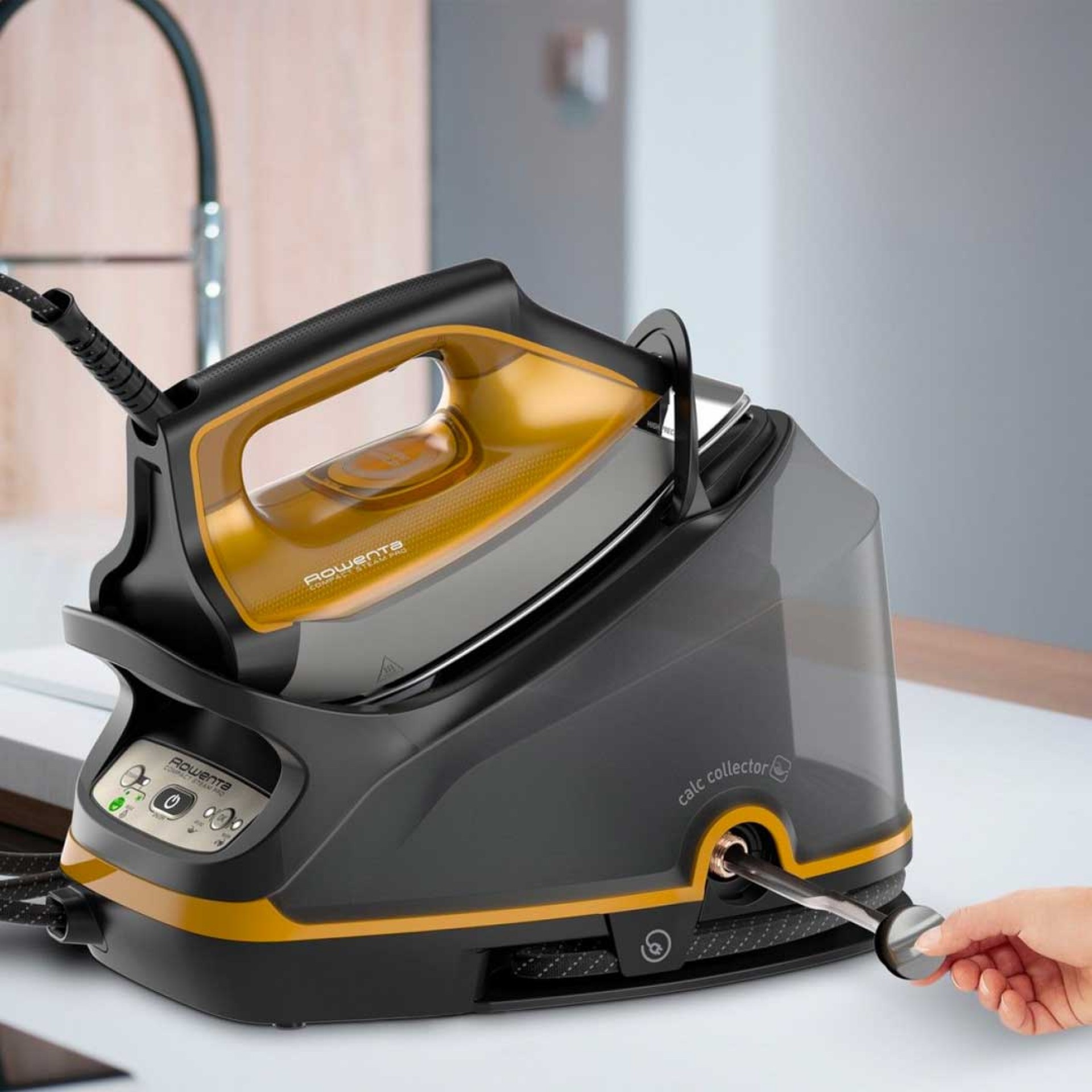 Ferro com Caldeira ROWENTA DG7644F0