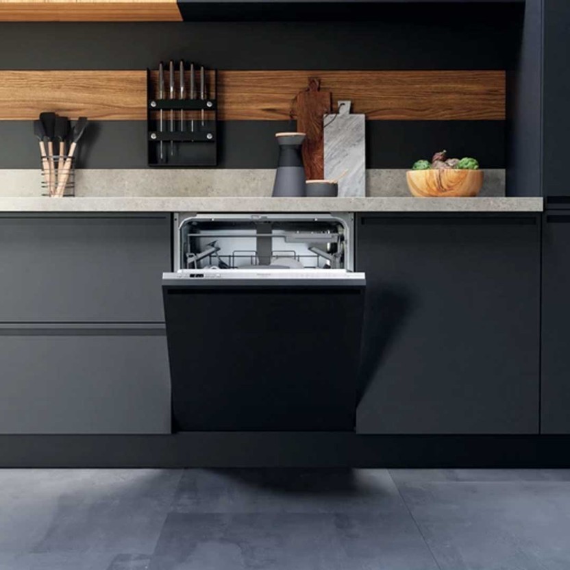 M�quina de Lavar Loi�a HOTPOINT-ARISTON HIC 3C26 CW
