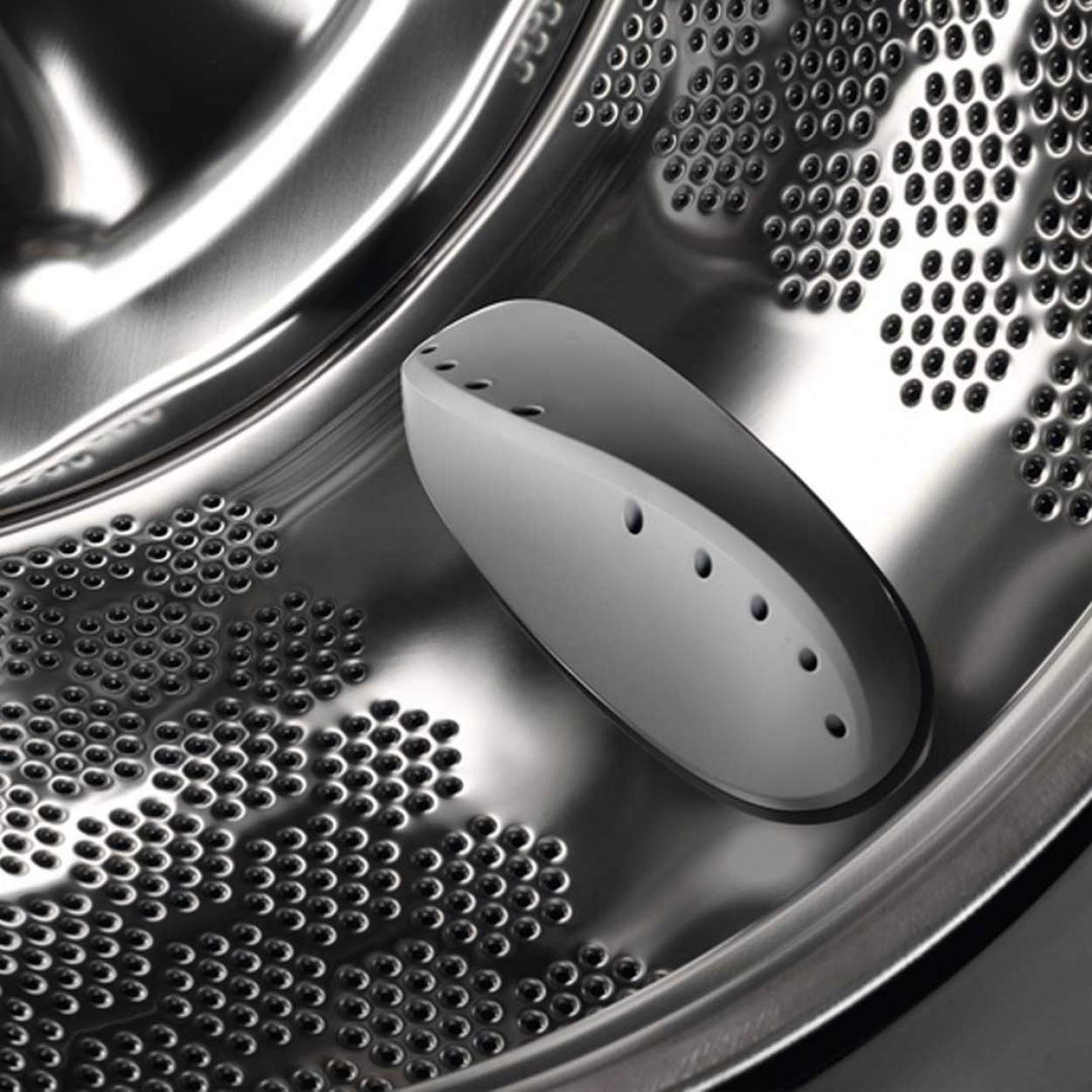 Máquina de Lavar Roupa AEG L6FBI947P