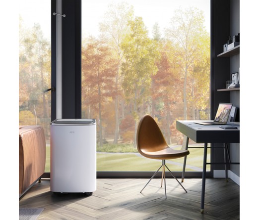 Ar Condicionado Porttil AEG AXP35U538CW