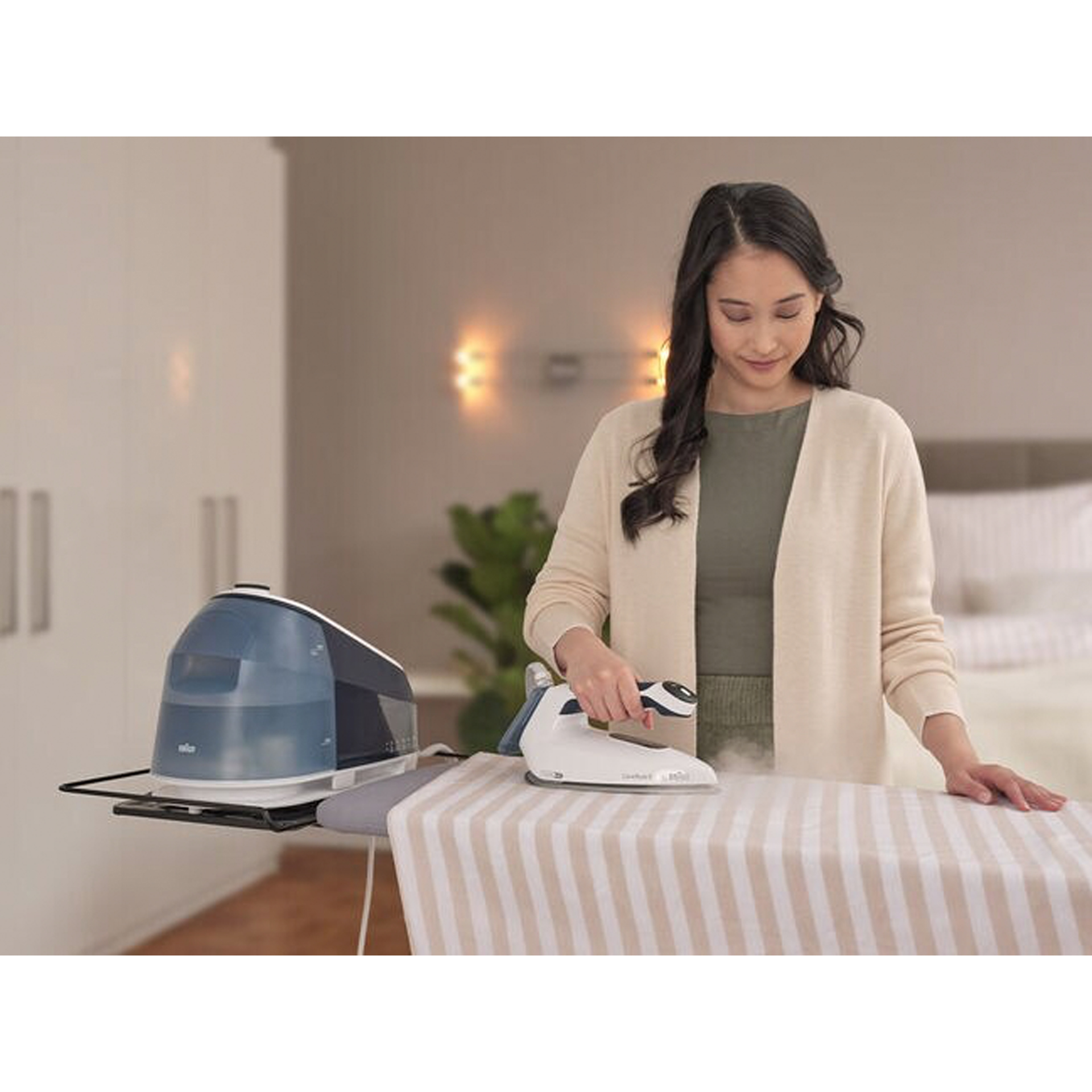 Ferro com Caldeira BRAUN IS 5245 BL