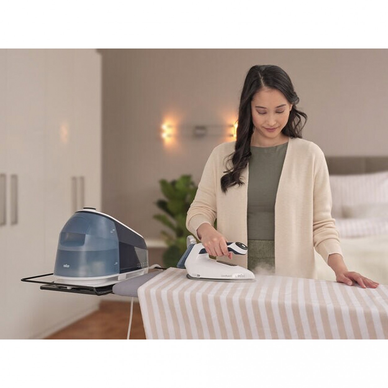 Ferro com Caldeira BRAUN IS 5245 BL