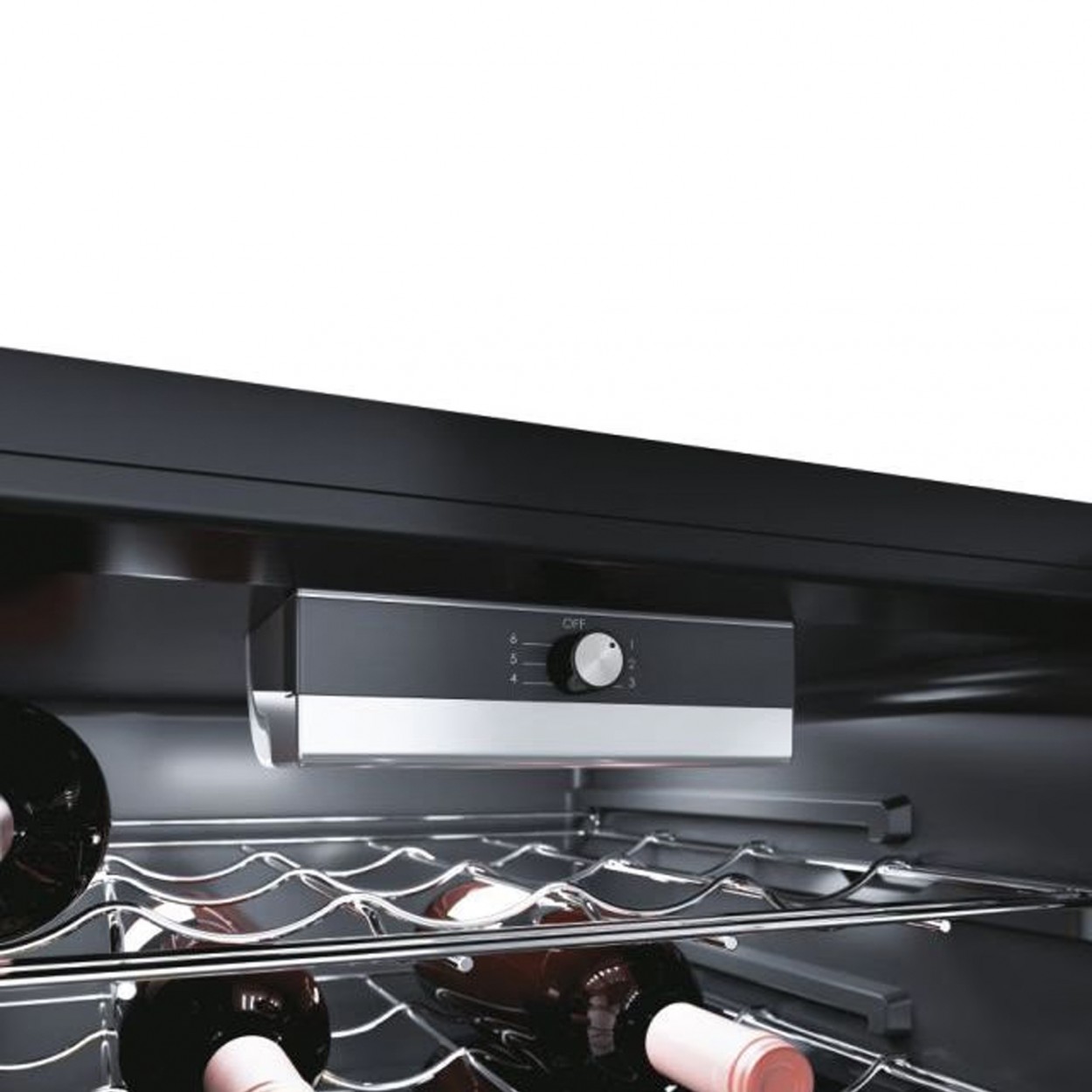 Garrafeira CANDY CWC 150 EM/NF