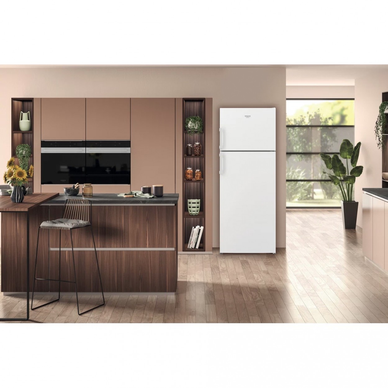 Frigorífico HOTPOINT-ARISTON HAT70I 932 W DC