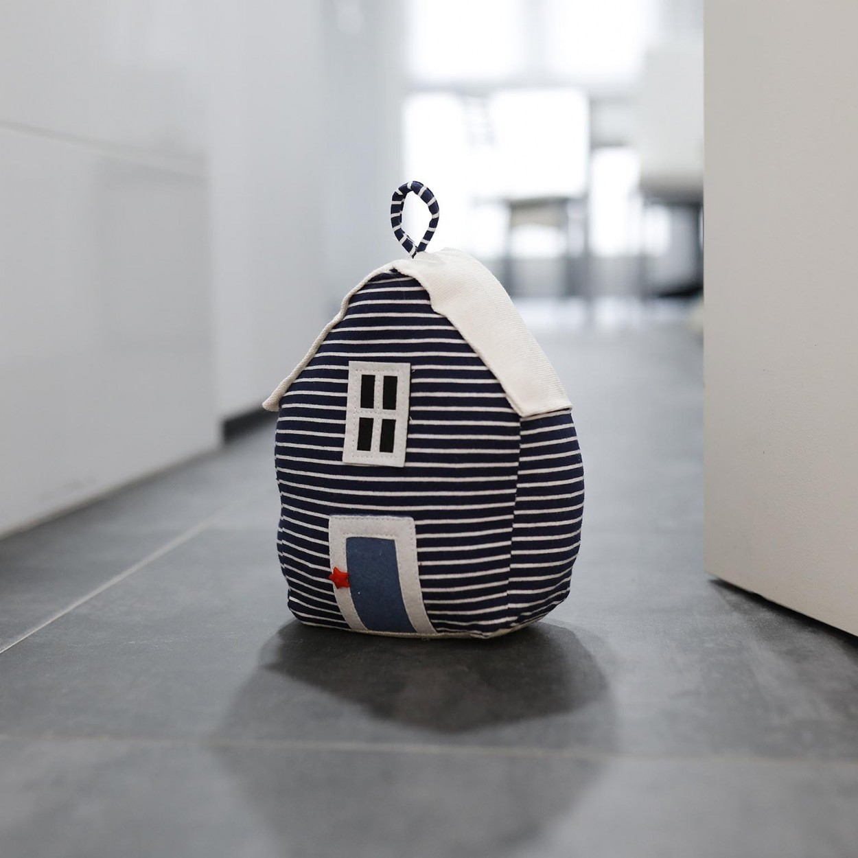 Travao porta JOM 2027-0565