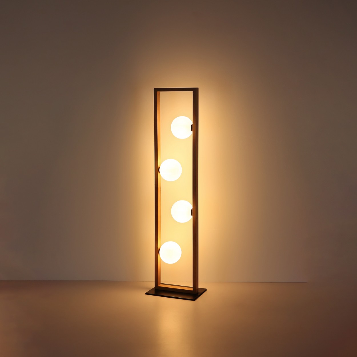 Candeeiro pé GLOBO 42010446 NANDA