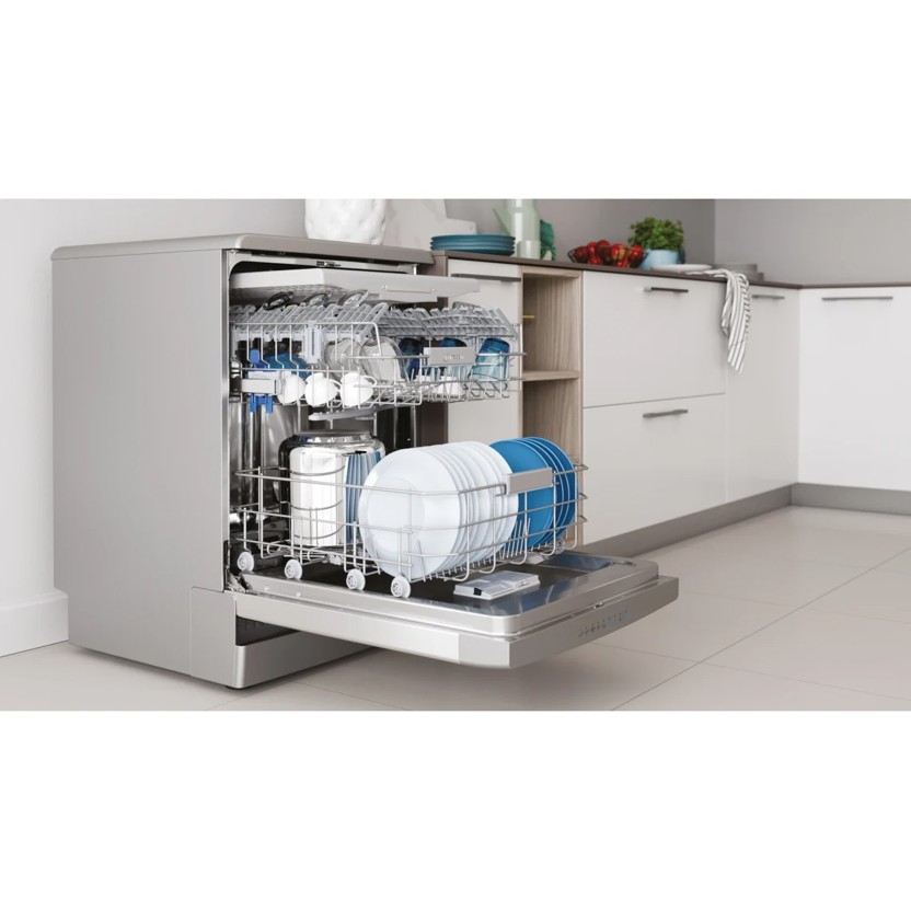 M�quina de Lavar Loi�a INDESIT I0F D651 X