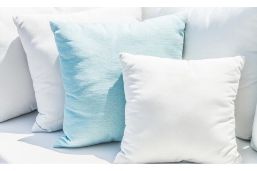 Quantas almofadas colocar no sof?