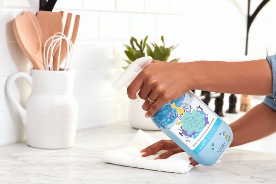 Limpeza da casa para ajudar no combate ao Covid-19 Limpeza da casa para ajudar no combate ao Covid-19