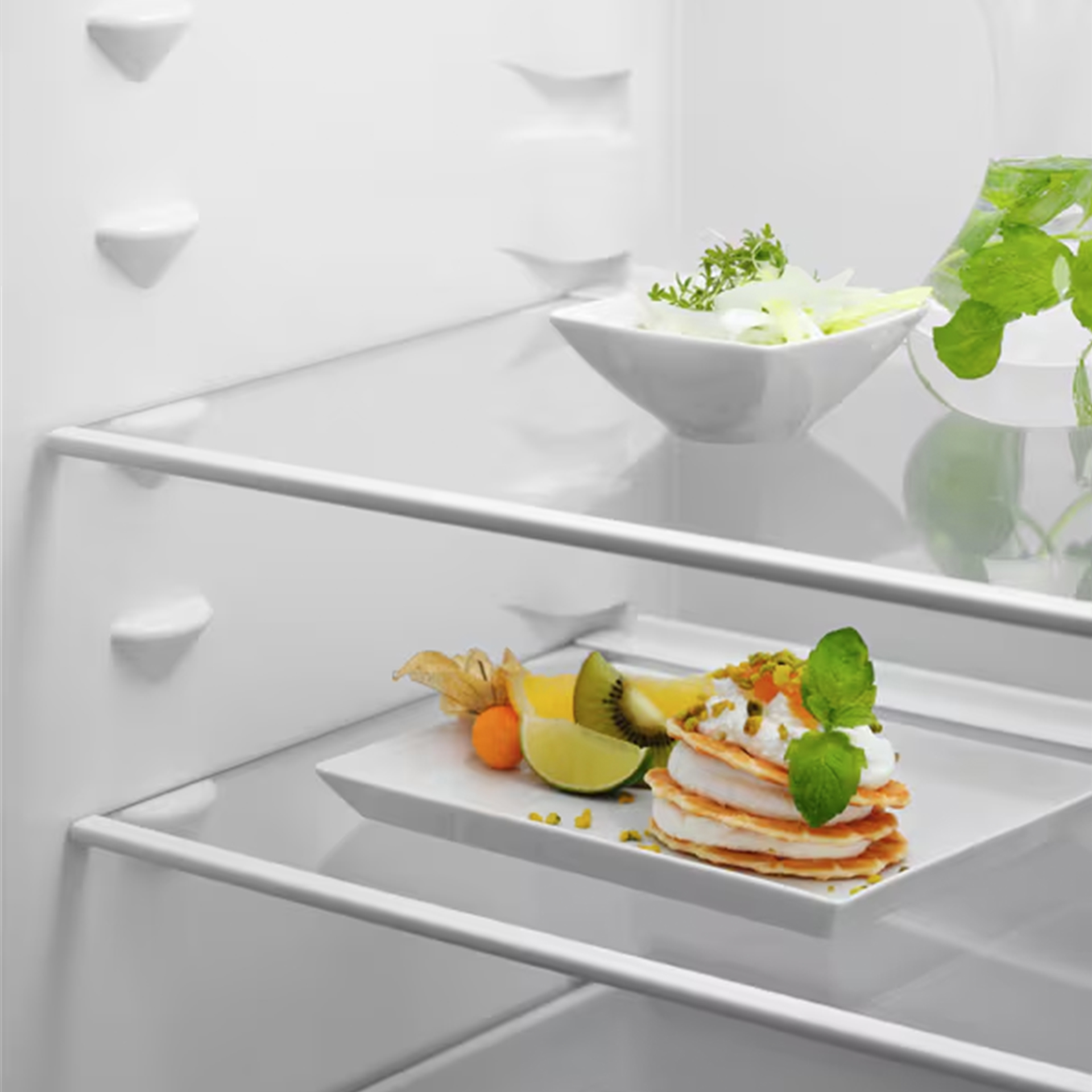 COMBINADO ELECTROLUX LNS5LE18S