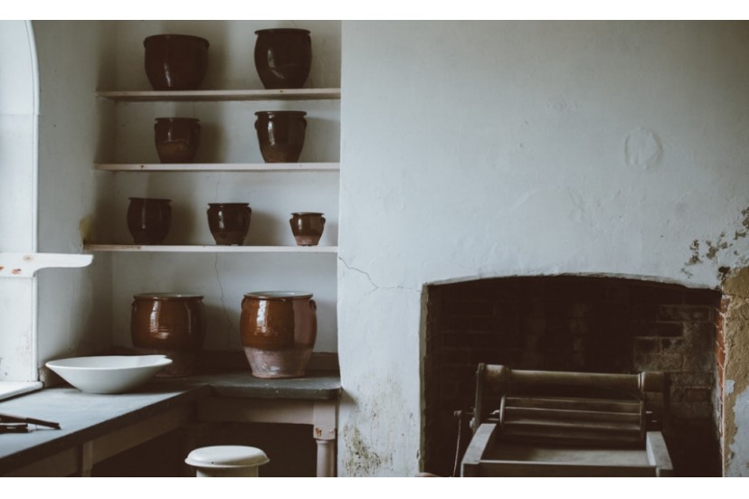 Descubra os diferentes tipos de humidade em casa e como resolver