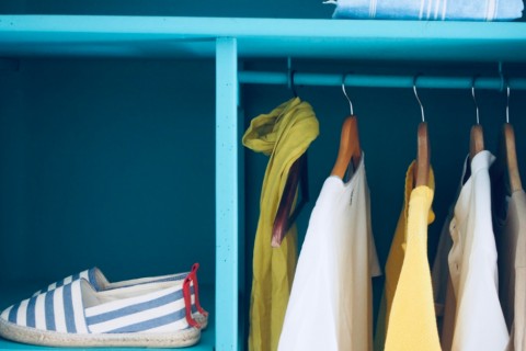 Descubra como organizar o closet, sem falhas!