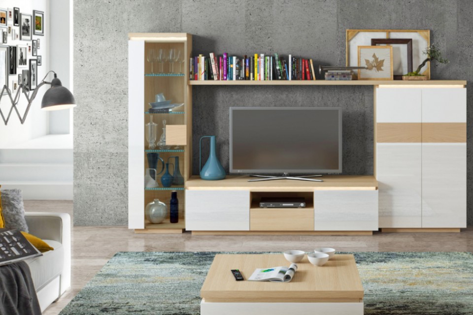 5 Estantes de sala para todos as carteiras e gostos